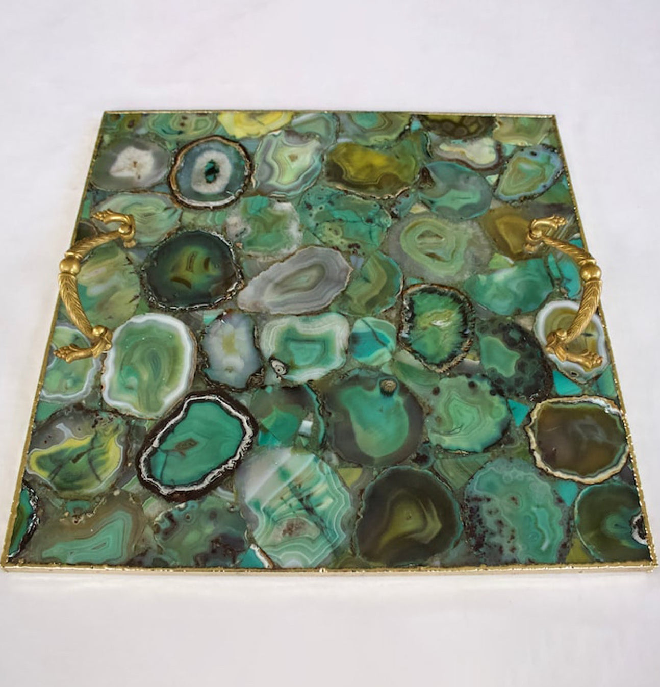 Taca do Serwowania z Jasnozielonego Agatu z Mosiężnymi Uchwytami