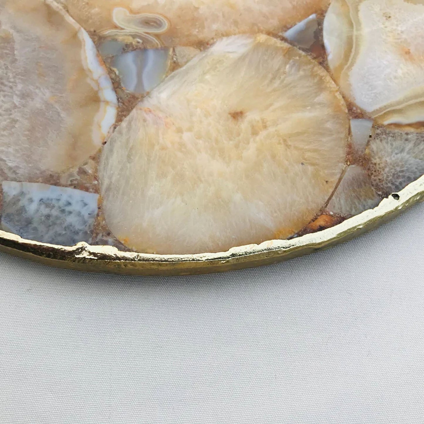 Luksusowy Zegar Ścienny z Brązowego Agatu